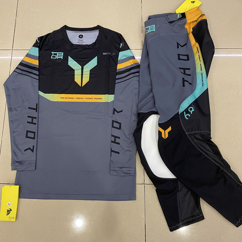 2026 런치모드 퓨처라 블랙/레드 기어 콤보 모터사이 - Motorcycle Gear On Sale 리뷰 및 가격